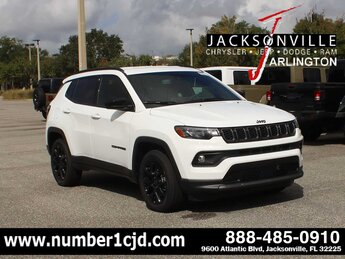 2026 Bright White Clearcoat Jeep Compass Latitude Altitude 4 Door SUV Automatic