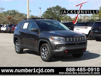 2022 Granite Crystal Metallic Clearcoat Jeep Compass Trailhawk SUV 4 Door Automatic 4X4 G 2.4L 4 Cylinder Engine2.4