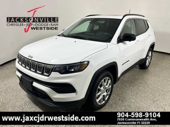 2022 Bright White Clearcoat Jeep Compass Latitude Lux 4 Door Automatic G 2.4L 4 Cylinder Engine2.4 SUV