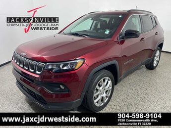 2022 Velvet Red Pearlcoat Jeep Compass Latitude Lux 4 Door G 2.4L 4 Cylinder Engine2.4 Automatic 4X4