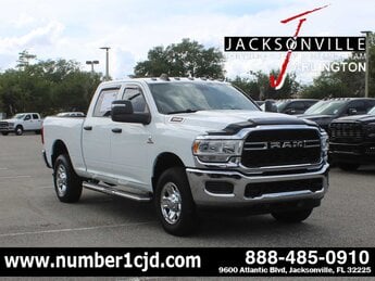 2024 Bright White Clearcoat Ram 3500 Tradesman D 6.7L Straight 6 Cylinder Engine6.7 4X4 4 Door