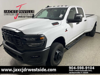2025 Bright White Clearcoat Ram 3500 Tradesman Truck 4X4 Automatic 4 Door D 6.7L Straight 6 Cylinder Engine6.7