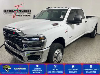 2026 Bright White Clearcoat Ram 3500 Big Horn 4X4 4 Door Automatic D 6.7L Straight 6 Cylinder Engine6.7