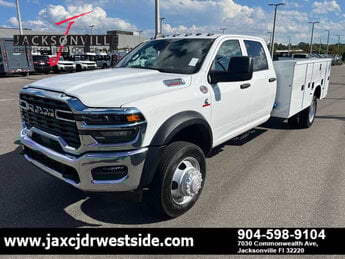 2025 Bright White Clearcoat Ram 4500 Chassis Cab Tradesman 4 Door 4X4 Automatic D 6.7L Straight 6 Cylinder Engine6.7