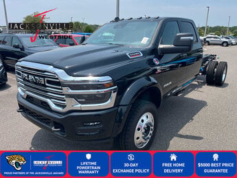 2026 Ram 5500 Chassis Cab Big Horn Automatic Truck 4X4 4 Door D 6.7L Straight 6 Cylinder Engine6.7
