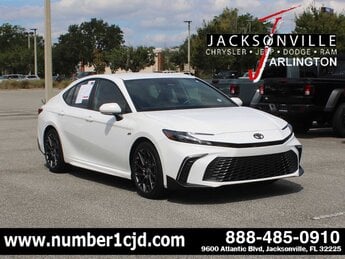 2025 Ice Cap Toyota Camry SE FWD 4 Door H 2.5L 4 Cylinder Engine2.5