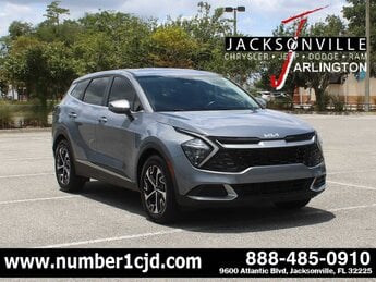 2023 Everlasting Silver Kia Sportage EX 4 Door FWD Automatic G 2.5L 4 Cylinder Engine2.5 SUV