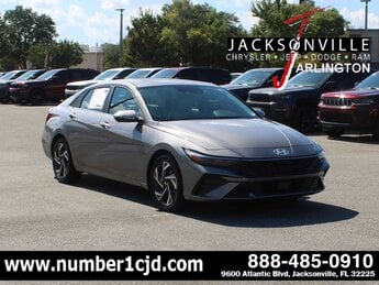 2024 Fluid Metal Hyundai Elantra Limited Automatic (CVT) G 2.0L 4 Cylinder Engine2.0 Car FWD