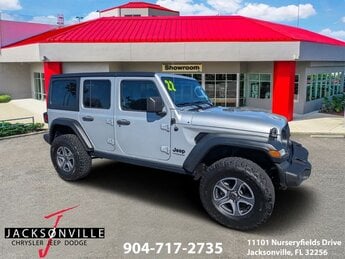 2022 Silver Zynith Clearcoat Jeep Wrangler Unlimited Sport S Automatic 4X4 SUV 3.6L V6 24V VVT Engine 4 Door