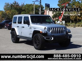 2022 Silver Zynith Clearcoat Jeep Wrangler Unlimited Sahara Automatic SUV 4X4 G 2.0L 4 Cylinder Engine2.0 4 Door