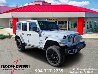 2022 Bright White Clearcoat Jeep Wrangler Unlimited Sahara Automatic SUV 4X4 2.0L I4 DOHC Engine 4 Door