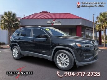 2019 Diamond Black Crystal Pearlcoat Jeep Cherokee Latitude 4 Door FWD Automatic SUV