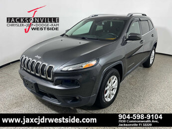 2015 Granite Crystal Metallic Clearcoat Jeep Cherokee Latitude SUV Automatic 4X4