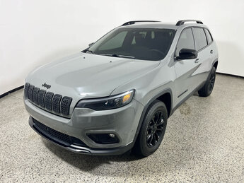 2023 Jeep Cherokee Altitude Lux 4X4 4 Door SUV G 2.4L 4 Cylinder Engine2.4 Automatic