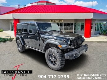 2025 Black Clearcoat Jeep Wrangler Willys 2.0L I4 DOHC Engine 4 Door SUV Automatic