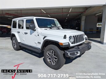 2026 Bright White Clearcoat Jeep Wrangler Sahara 4X4 SUV 4 Door