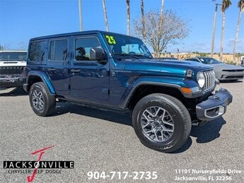 2025 Jeep Wrangler Sahara Automatic 2.0L I4 DOHC Engine 4 Door 4X4