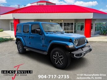 2025 Hydro Blue Pearl Coat Jeep Wrangler Sahara SUV 2.0L I4 DOHC Engine Automatic 4X4