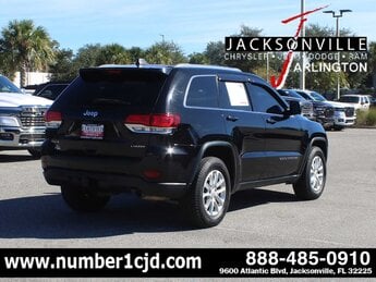 2021 Diamond Black Crystal Pearlcoat Jeep Grand Cherokee Laredo E 4 Door SUV 4X4 Automatic