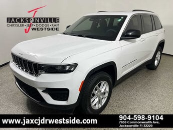 2025 Jeep Grand Cherokee Laredo X SUV G 3.6L V6 Cylinder Engine3.6 4 Door