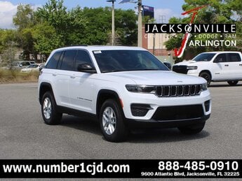 2025 Bright White Clearcoat Jeep Grand Cherokee Laredo X SUV G 3.6L V6 Cylinder Engine3.6 RWD 4 Door Automatic