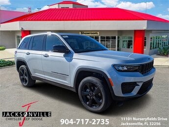2025 Jeep Grand Cherokee Altitude X Automatic 3.6L V6 24V VVT Engine 4 Door RWD SUV