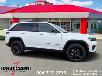 2025 Bright White Clearcoat Jeep Grand Cherokee Altitude X SUV RWD 3.6L V6 24V VVT Engine Automatic 4 Door