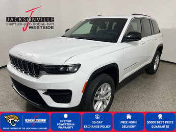 2025 Bright White Clearcoat Jeep Grand Cherokee Laredo Automatic 4 Door SUV