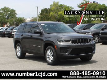 2025 Jeep Grand Cherokee Laredo X 4 Door RWD Automatic G 3.6L V6 Cylinder Engine3.6