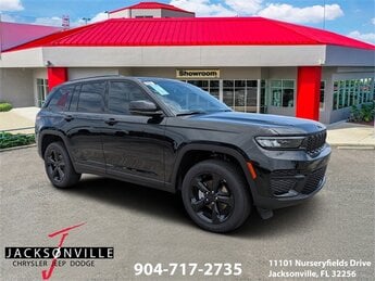 2025 Jeep Grand Cherokee Altitude X RWD 4 Door 3.6L V6 24V VVT Engine