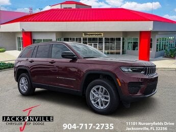 2025 Jeep Grand Cherokee Laredo X 3.6L V6 24V VVT Engine RWD SUV