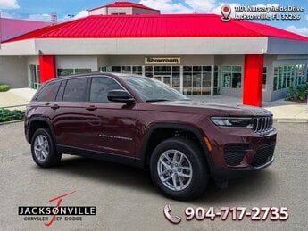 2025 Jeep Grand Cherokee Laredo X SUV 3.6L V6 24V VVT Engine Automatic 4 Door