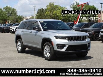 2025 Silver Zynith Jeep Grand Cherokee Laredo X Automatic RWD SUV