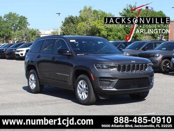 2025 Baltic Gray Metallic Clearcoat Jeep Grand Cherokee Laredo X Automatic 4 Door RWD G 3.6L V6 Cylinder Engine3.6