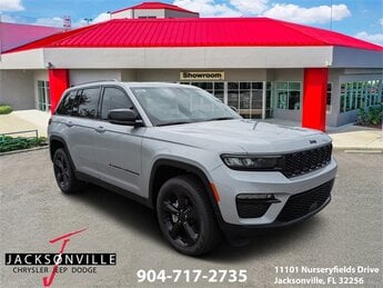 2025 Silver Zynith Jeep Grand Cherokee Limited 4 Door SUV Automatic 3.6L V6 24V VVT Engine RWD