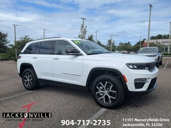 2025 Jeep Grand Cherokee Limited SUV Automatic 4X4 3.6L V6 24V VVT Engine 4 Door