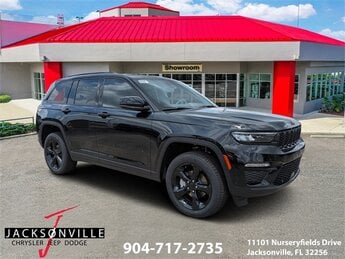 2025 Jeep Grand Cherokee Limited SUV 3.6L V6 24V VVT Engine Automatic 4 Door