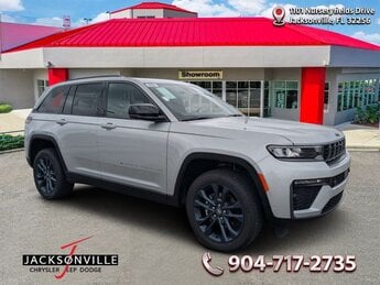 2026 Silver Zynith Jeep Grand Cherokee Limited Automatic 4 Door SUV