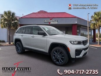 2026 Silver Zynith Jeep Grand Cherokee Limited 4X4 2.0L Hurricane 4 Turbo with ESS Engine Automatic 4 Door SUV