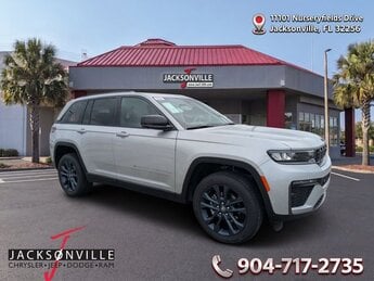 2026 Silver Zynith Jeep Grand Cherokee Limited Automatic 2.0L Hurricane 4 Turbo with ESS Engine 4X4 4 Door SUV