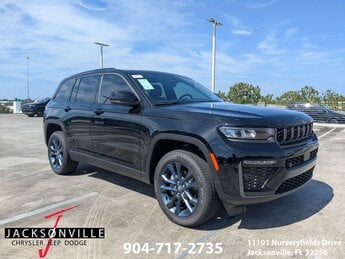 2026 Diamond Black Crystal Pearlcoat Jeep Grand Cherokee Limited Automatic 2.0L Hurricane 4 Turbo with ESS Engine 4X4 SUV 4 Door