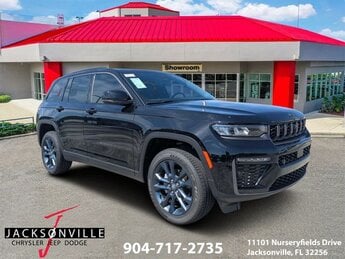 2026 Diamond Black Crystal Pearlcoat Jeep Grand Cherokee Limited 4 Door SUV 2.0L Hurricane 4 Turbo with ESS Engine