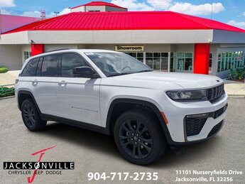 2026 Bright White Clearcoat Jeep Grand Cherokee Limited 4X4 4 Door Automatic