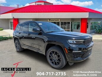 2025 Diamond Black Crystal Pearlcoat Jeep Grand Cherokee Summit 4 Door 3.6L V6 24V VVT Engine 4X4 SUV