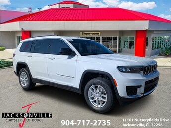 2025 Bright White Clearcoat Jeep Grand Cherokee L Laredo X 4 Door SUV Automatic 3.6L V6 24V VVT Engine RWD