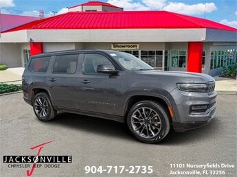 2025 Baltic Gray Metallic Clearcoat Jeep Grand Cherokee L Altitude X 4 Door 3.6L V6 24V VVT Engine SUV Automatic RWD