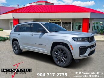 2026 Silver Zynith Jeep Grand Cherokee L Limited Reserve Automatic 4X4 4 Door 2.0L Hurricane 4 Turbo with ESS Engine SUV