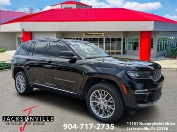 2022 Jeep Grand Cherokee Summit 4xe 4X4 4 Door SUV