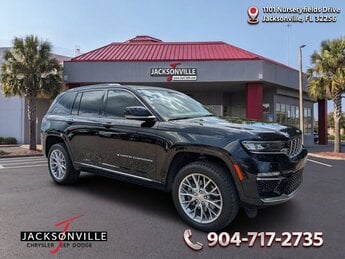 2022 Diamond Black Crystal Pearlcoat Jeep Grand Cherokee Summit 4xe 4X4 2.0L I4 DOHC Engine 4 Door