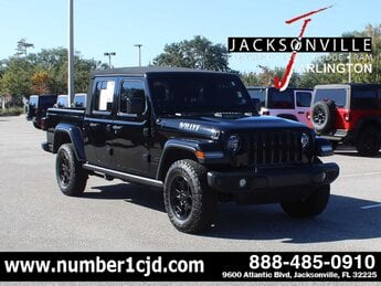 2022 Black Clearcoat Jeep Gladiator Willys 4X4 G 3.6L V6 Cylinder Engine3.6 Automatic
